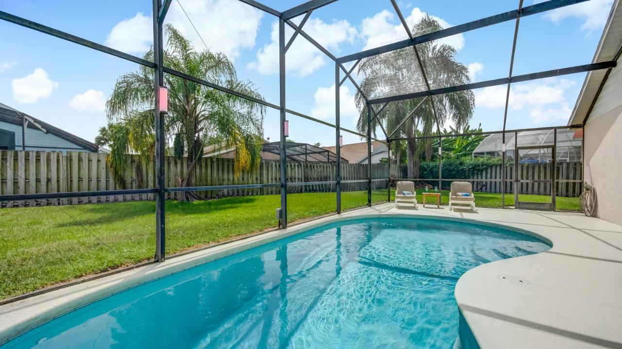 Pool Lighting Feature Private Fence Villa Orlando Exterior photo